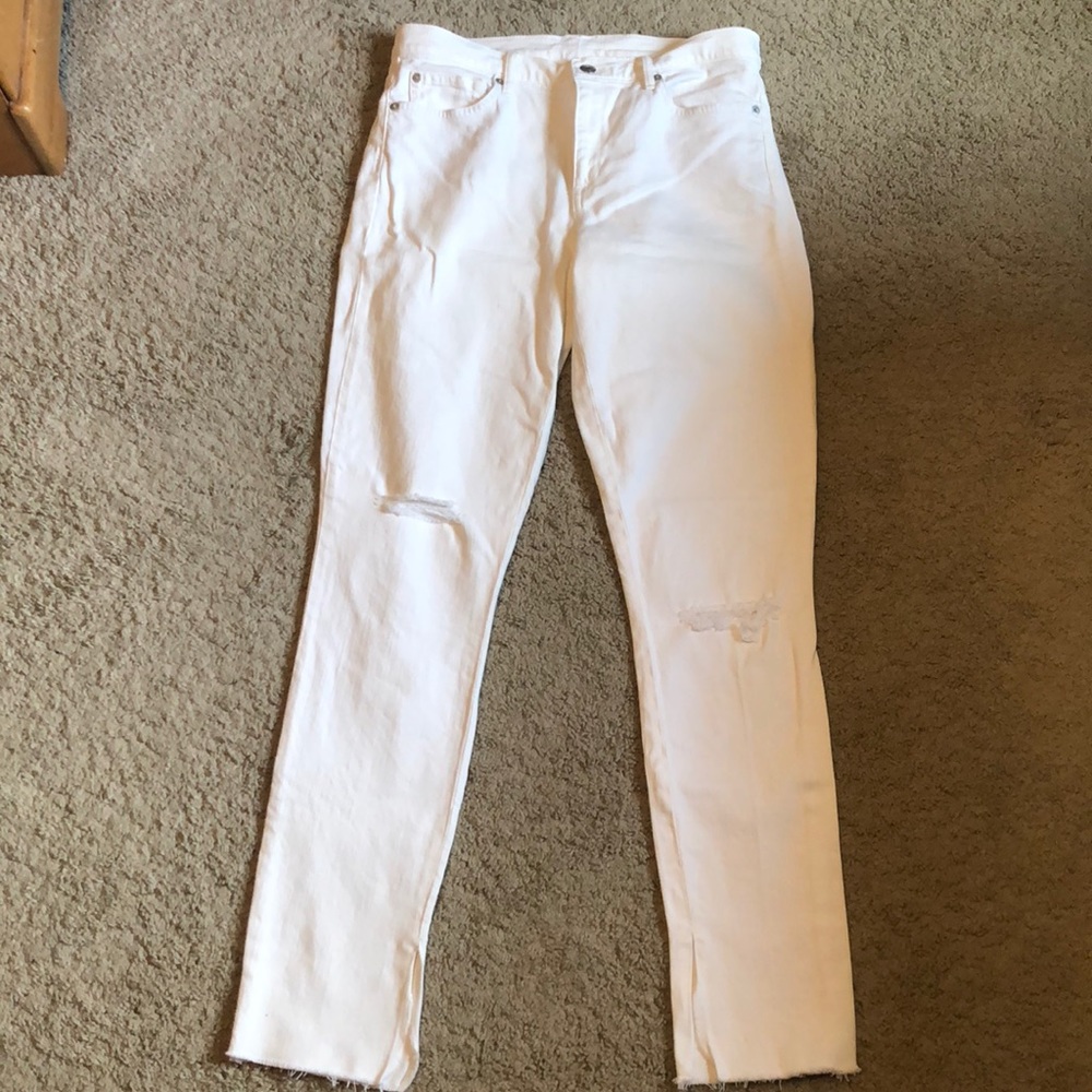 GAP Mid Rise Destructed True Skinny Ankle Jeans.